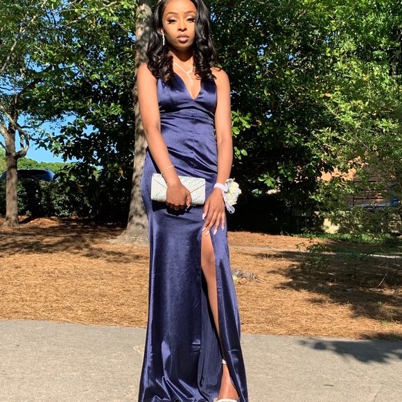 Long Satin Mermaid Gown with slit - Picture 3 of 4